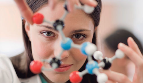La dimensió psicobiològica de l’ésser humà